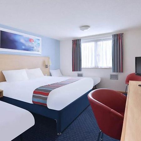 Travelodge Okehampton Sourton Cross Exterior photo